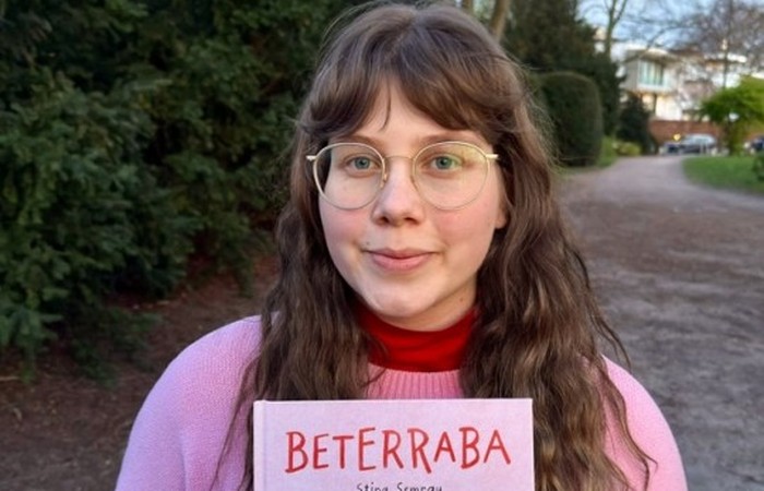 Erfolg für HAWK-Alumna Stina Semrau: Portugiesischer Buchpreis für "Beterraba"