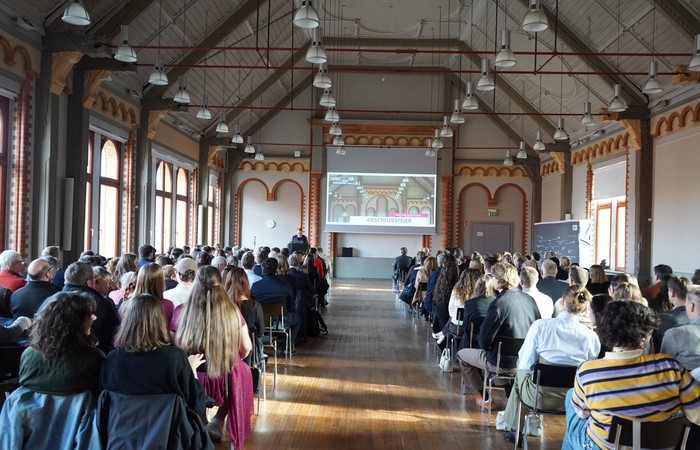 96 Abschlüsse an der HAWK-Fakultät Bauen und Erhalten