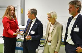 „Impuls für die Region“ – Staatssekretärin Dr. Sabine Johannsen eröffnet HAWK-Forschungsgebäude für Plasma- und Lasermedizintechnik